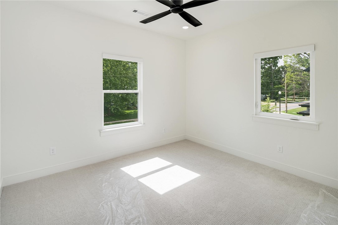 Oz Village - Residential