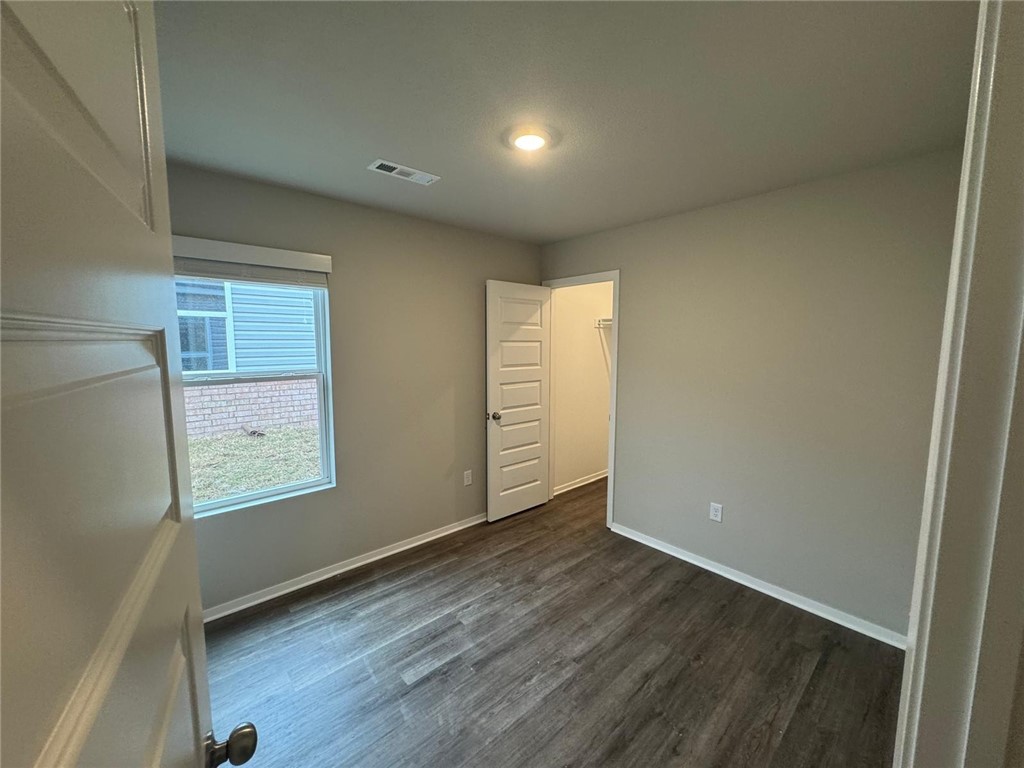 Woodward Park PH II - Residential Lease