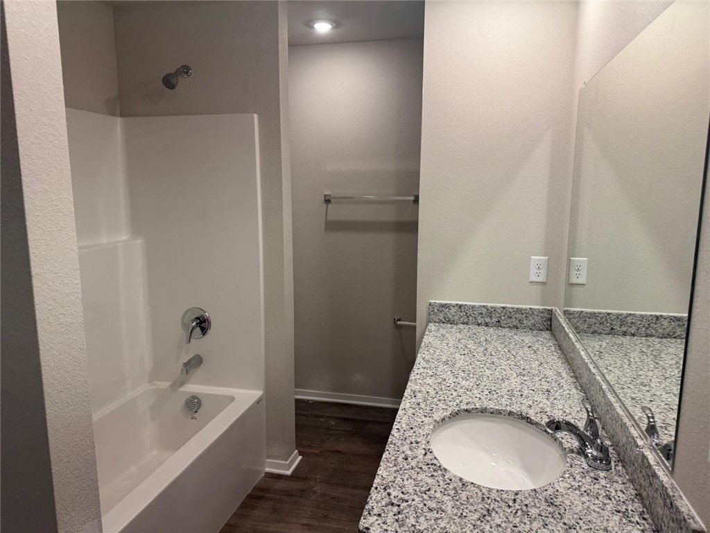 Woodward Park PH II - Residential Lease