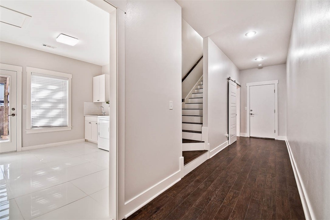 TJ Hollands - Residential