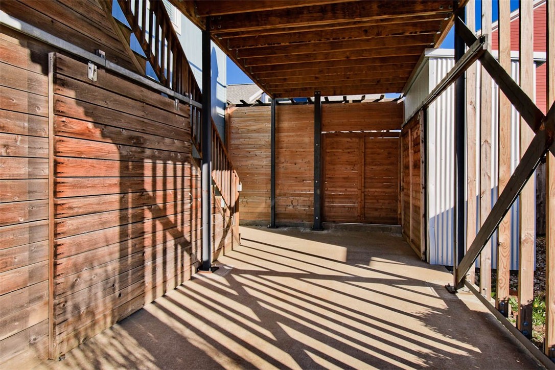 TJ Hollands - Residential