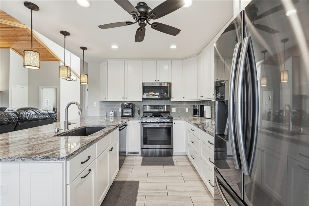 Unit 112 Holiday Island - Residential