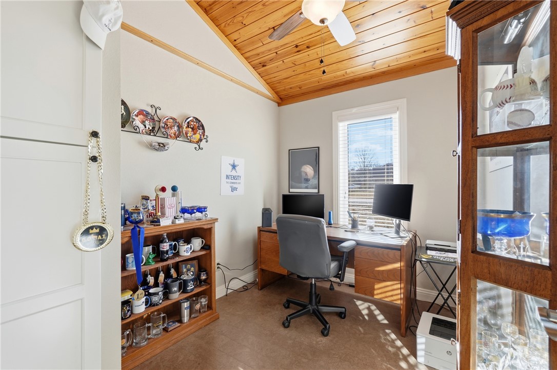 Unit 112 Holiday Island - Residential