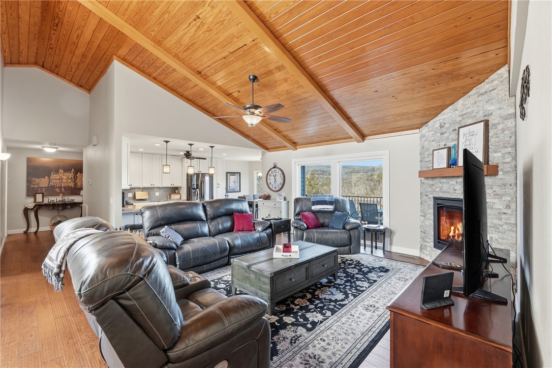 Unit 112 Holiday Island - Residential