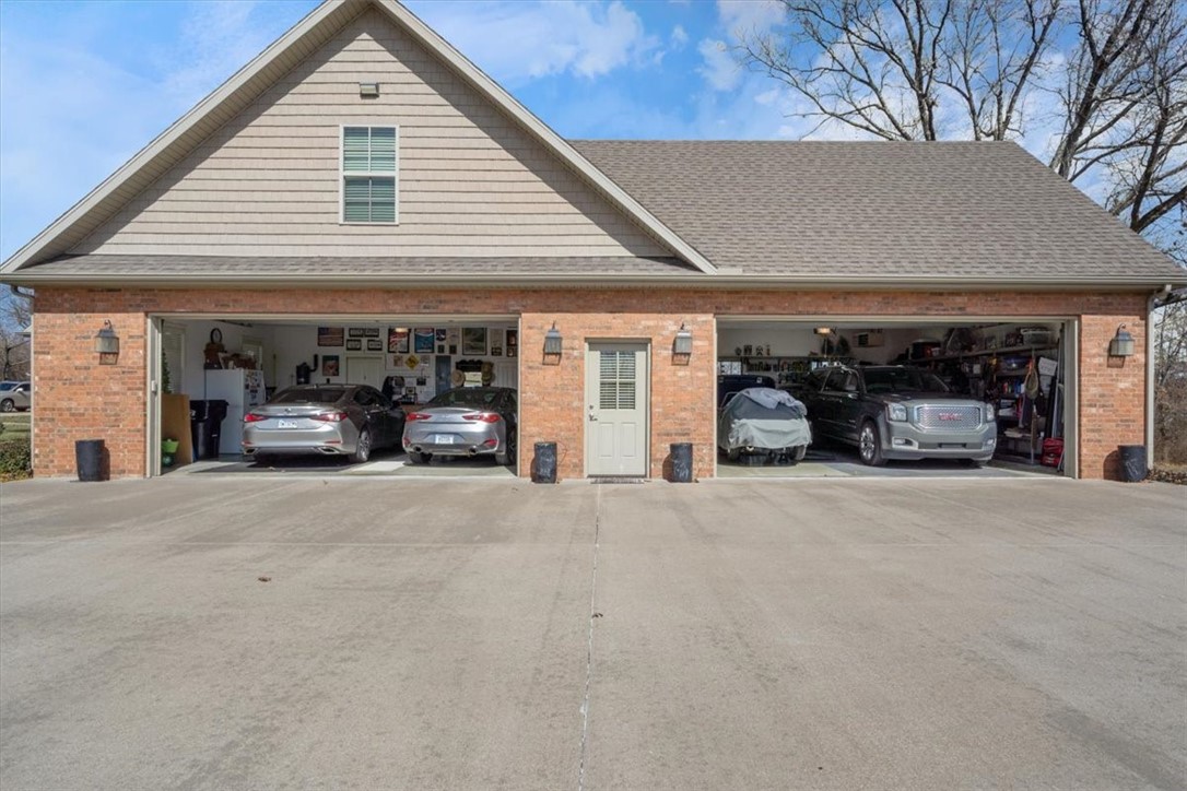 23-19-30 Rogers - Residential