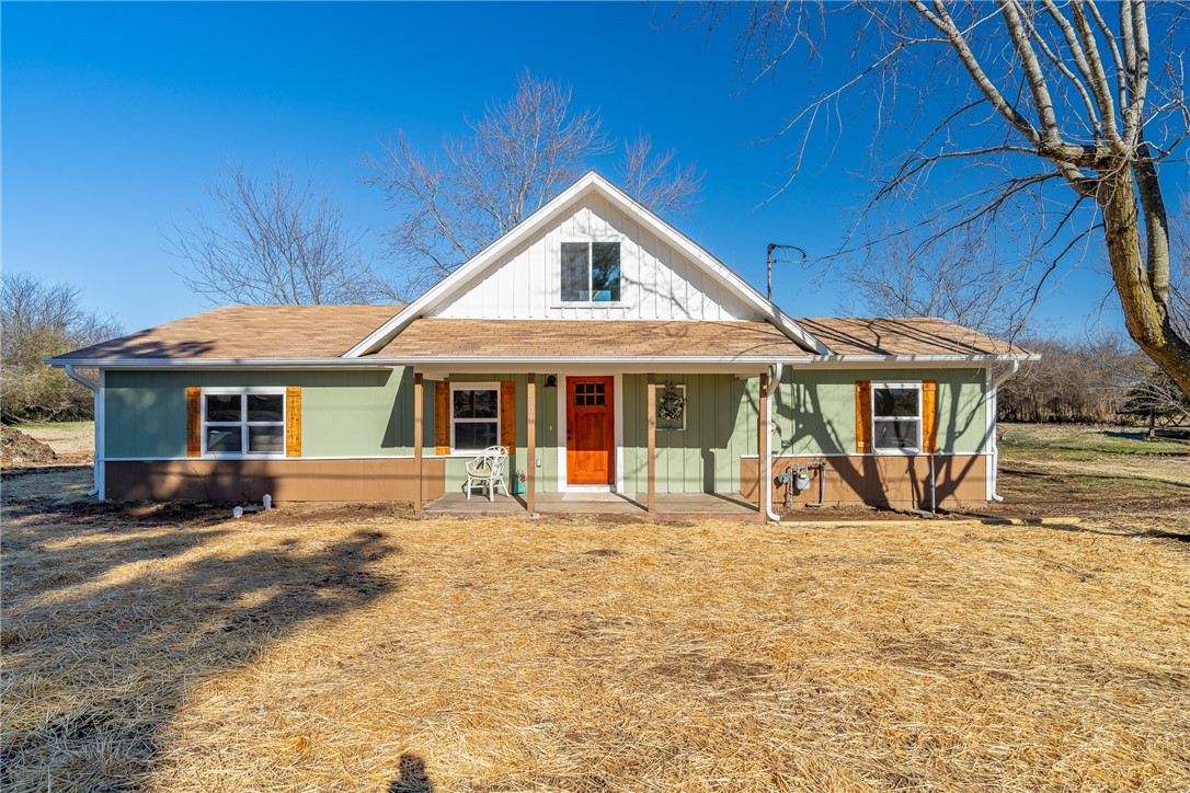 This 1684 sq ft home has been totally remodeled. Almost everything is NEW: framing under house, windows, doors, flooring, light fixtures, plumbing fixtures, paint, insulation, heat and air, electric, plumbing and much more. 2 brand new bathrooms and a brand new kitchen with granite counter tops. City water and sewer. All on 1.55 acres right in town.