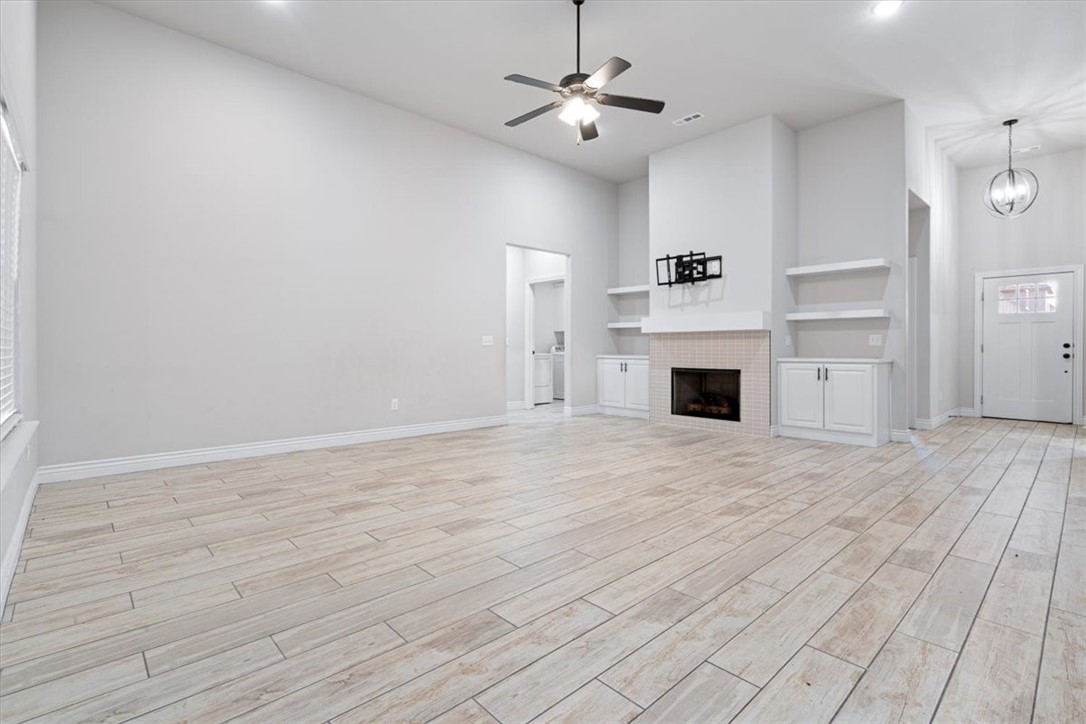 Rustic Flats Sub Gentry - Residential
