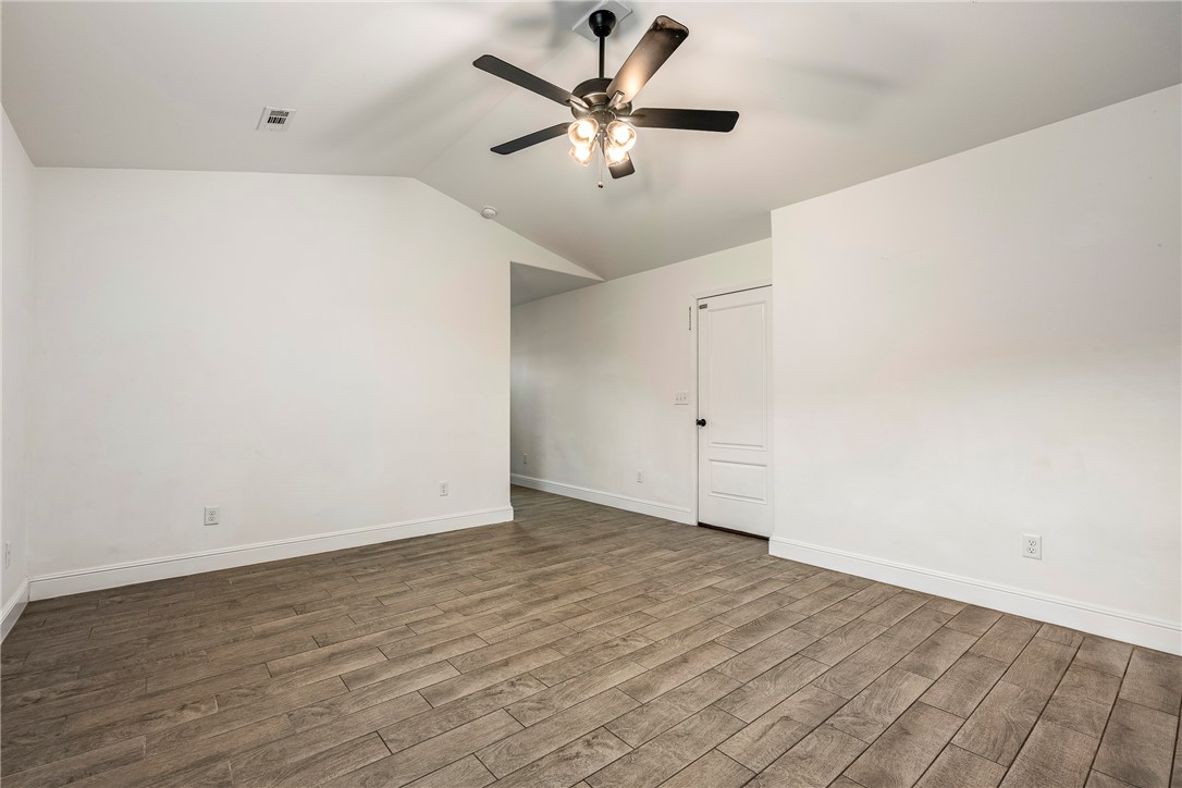 Grand Estates Ph 2 Gentry - Residential