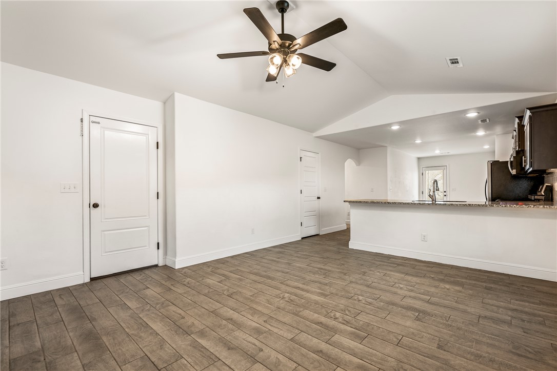 Grand Estates Ph 2 Gentry - Residential