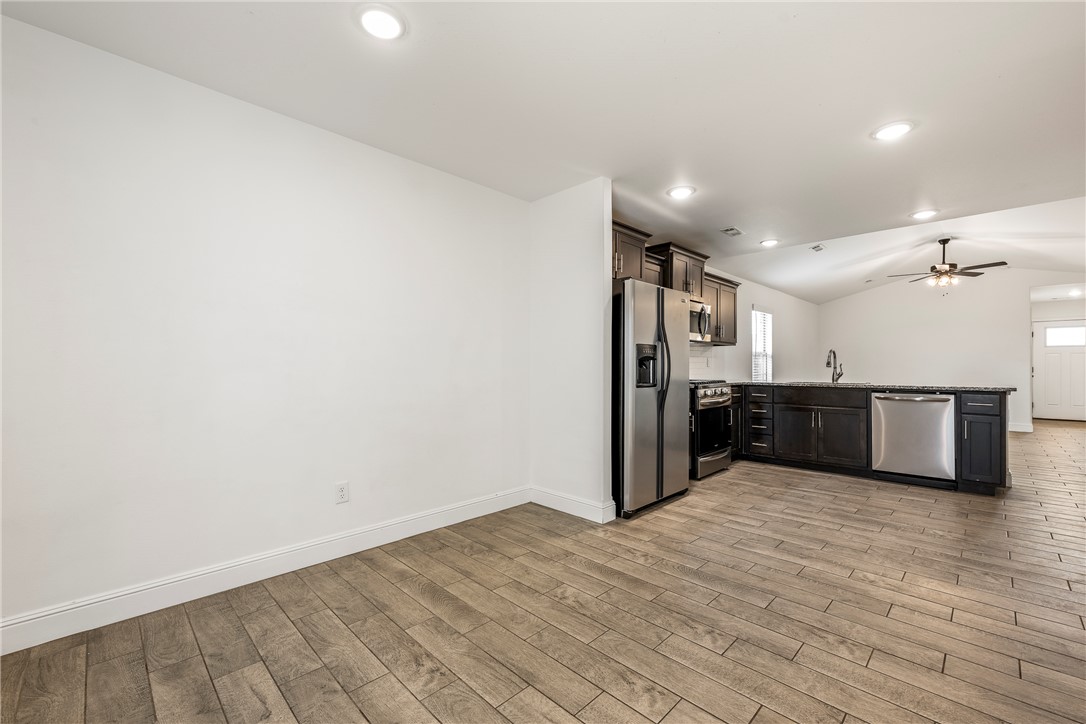 Grand Estates Ph 2 Gentry - Residential