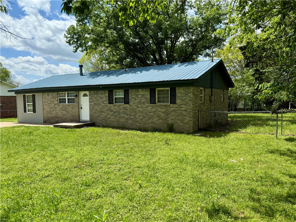 Leetown - Residential