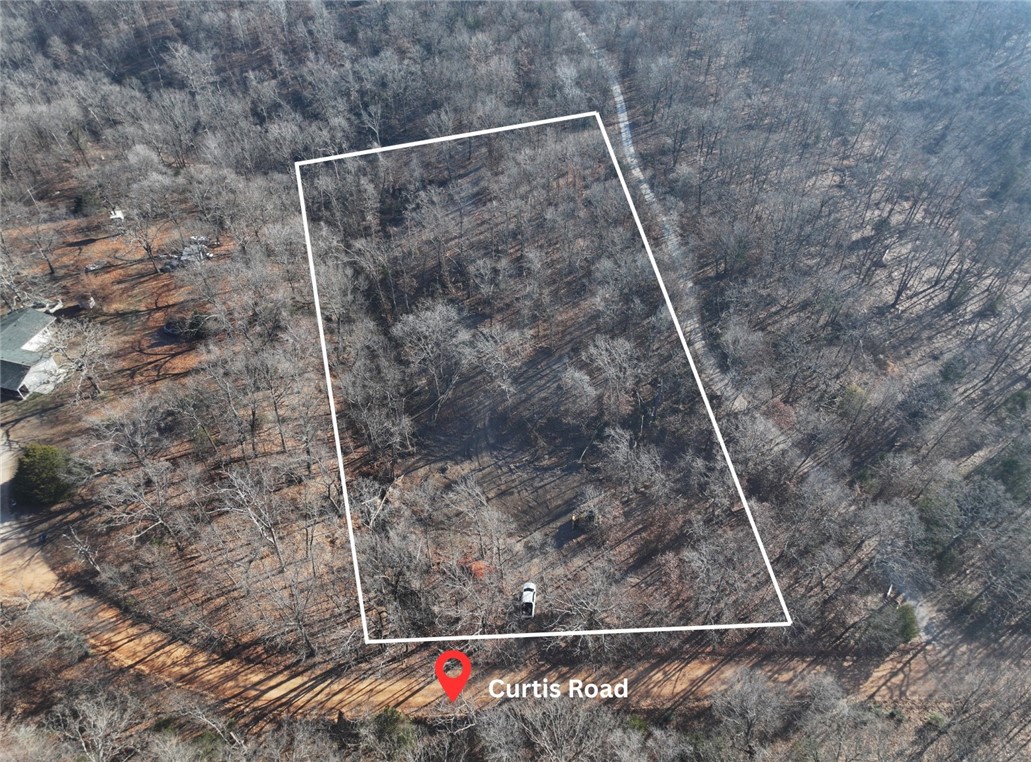 Discover the perfect blend of nature and opportunity with this stunning 3.5-acre property nestled in the peaceful countryside of Gravette, Arkansas. This buildable lot offers a rare combination of features that make it ideal for your dream home, weekend getaway, or investment retreat. Wooded serenity with mature trees which provide natural beauty, shade, and a tranquil forested backdrop, perfect for privacy and wildlife watching. Deer, birds, and other native species frequent the area, offering a front-row seat to Arkansas’s natural charm. This secluded & private lot is tucked away from the hustle and bustle and offers the peace and quiet you’ve been searching for—without sacrificing accessibility.
Whether you're envisioning a cozy cabin, a modern farmhouse, or a custom estate, this land is ready to bring your vision to life.