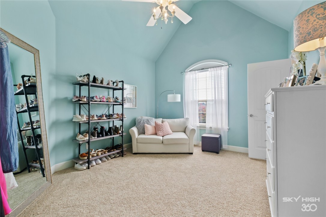 Shadow Valley - Residential