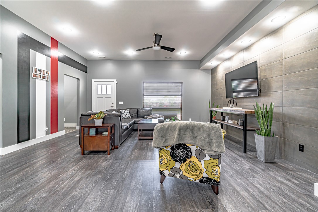 33-20-30-Bentonville - Residential