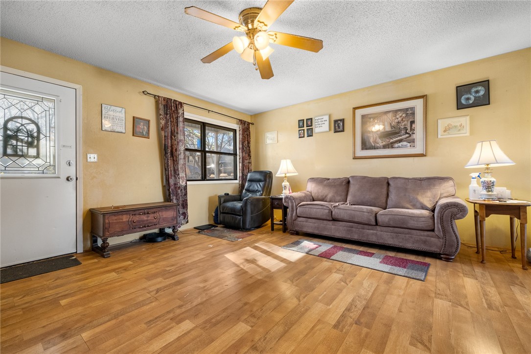 Prairie Oaks - Residential