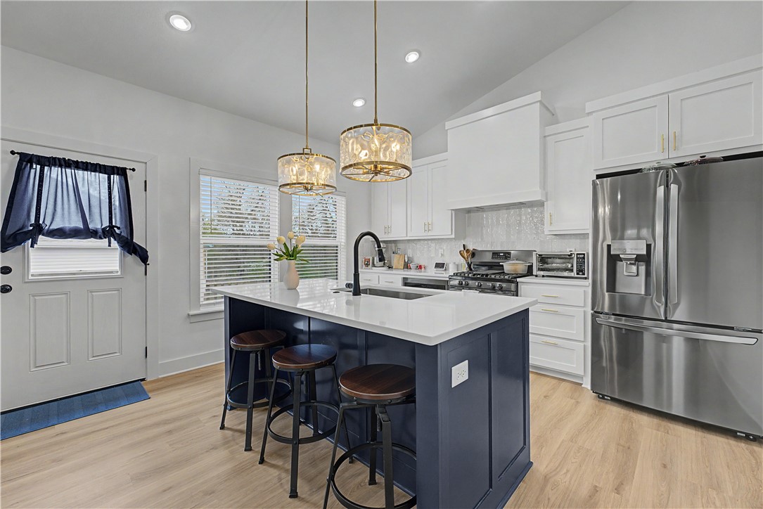 Jura Sub - Residential Lease