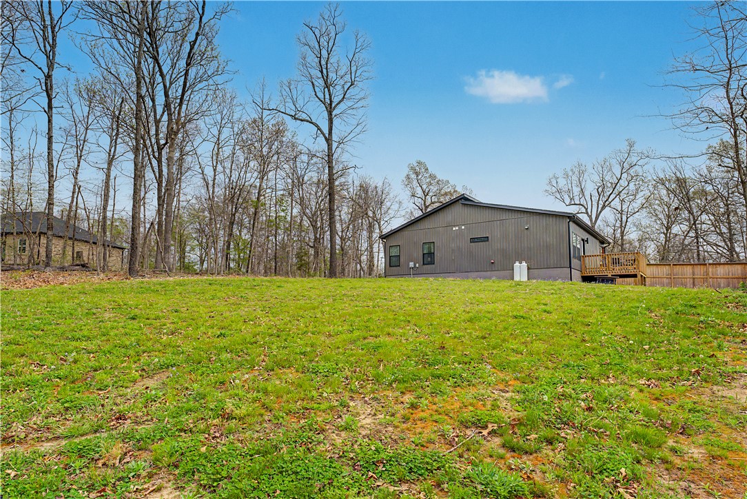 Jura Sub - Residential Lease