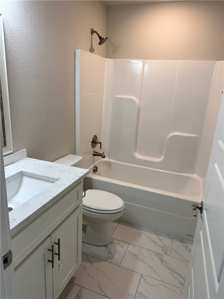 Nairn Sub Bvv - Residential Lease