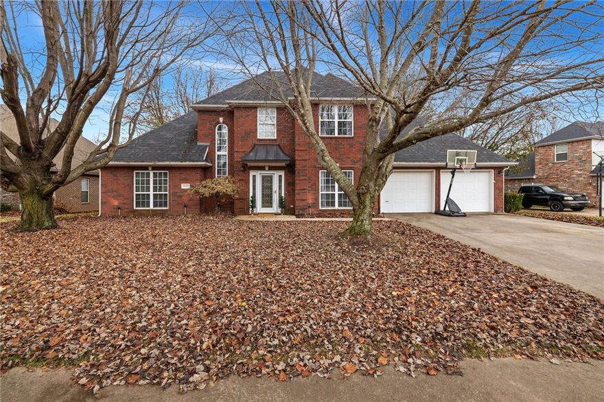 Move-in-ready, well-maintained 4-bedroom, 2.5-bath home located in an established neighborhood on a quiet street. This home features numerous updates and includes a spacious bonus room upstairs. Enjoy a beautiful view from the back patio. Short commute to the U of A and I-49. Close to schools, shopping, and other conveniences. A must-see to appreciate!