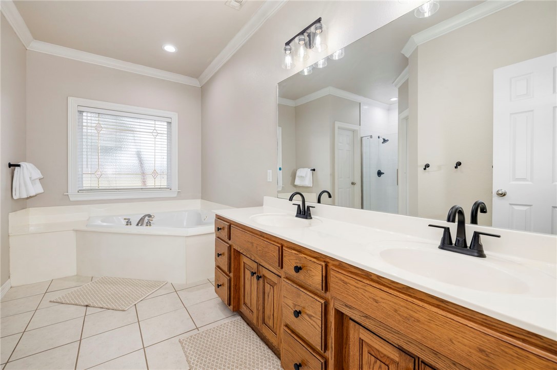 South Club House Estates - Residential