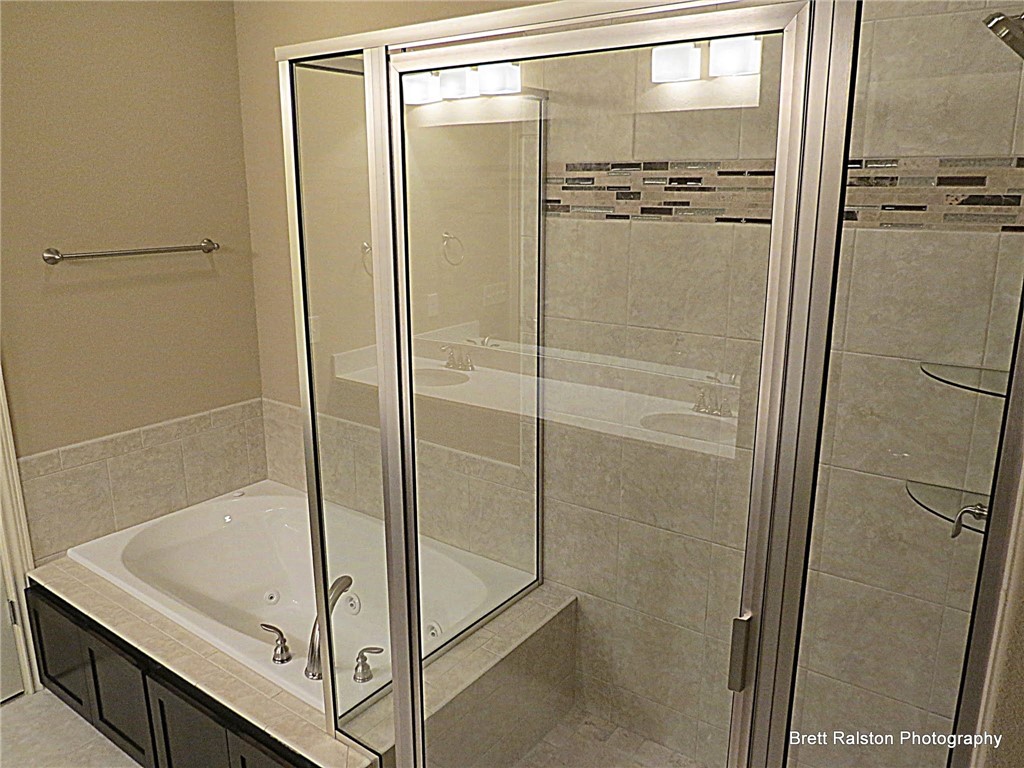 Shadow Valley - Residential Lease