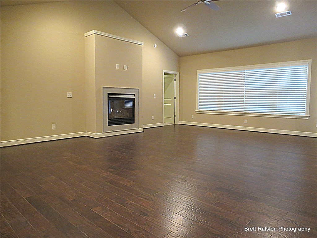 Shadow Valley - Residential Lease