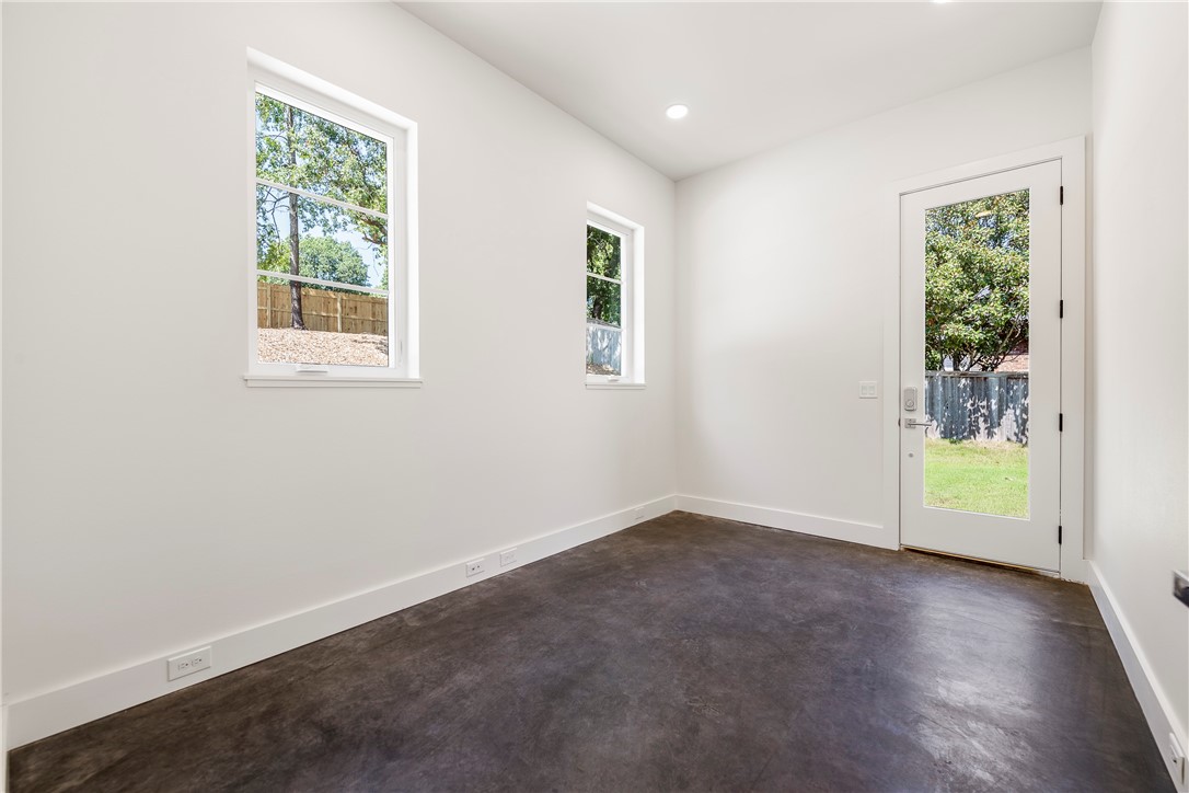 Heathrow Sub Bentonville - Residential