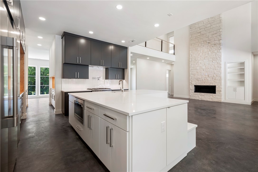 Heathrow Sub Bentonville - Residential