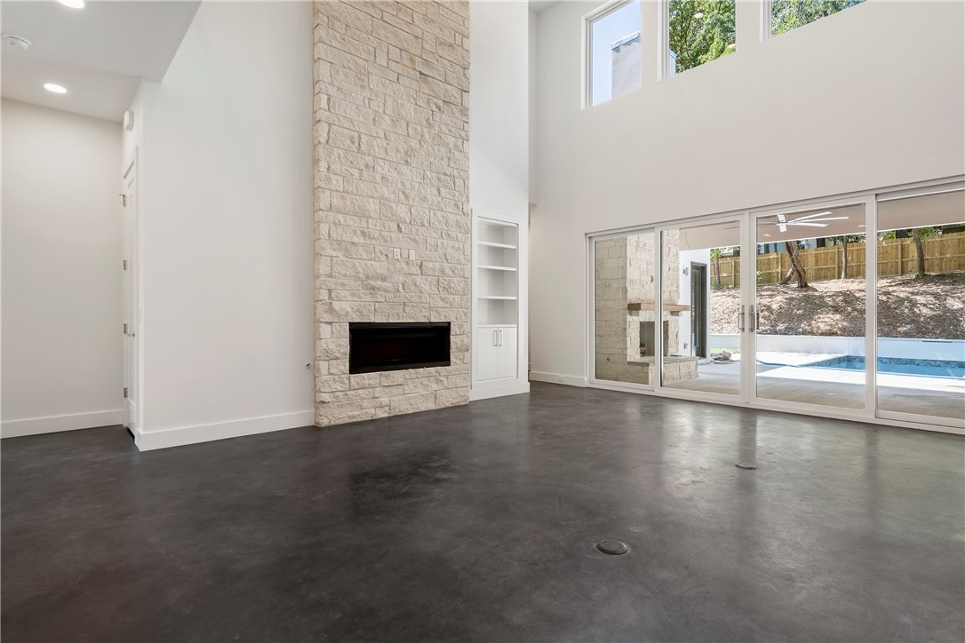 Heathrow Sub Bentonville - Residential