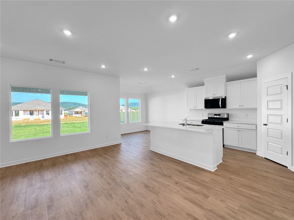 Wagon Wheel Crossing - Residential