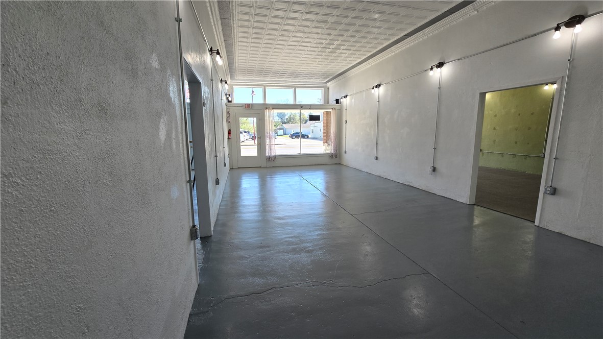 Gentry Orig Gentry - Commercial Lease