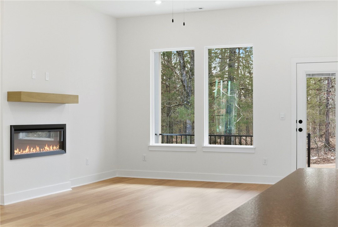 Pine Hollow - Residential