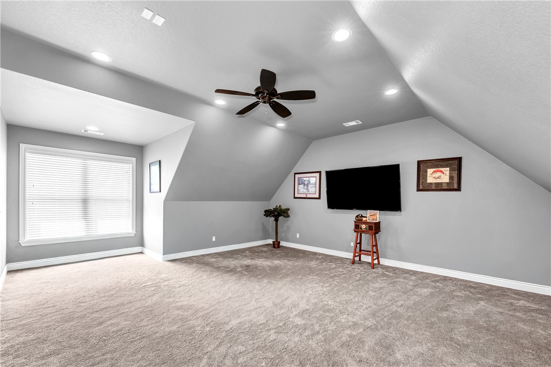 Woods Creek - Residential