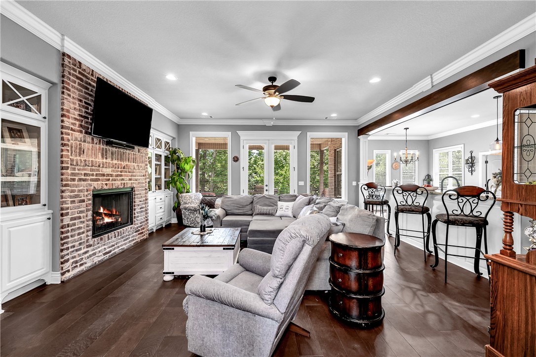 Woods Creek - Residential