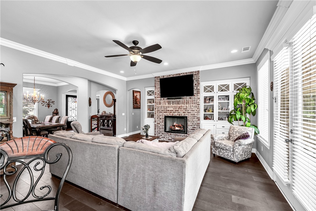 Woods Creek - Residential