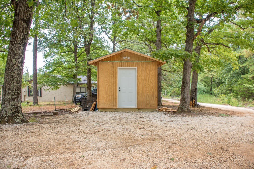 04-14-30 WEST FORK OUTLOTS - Residential