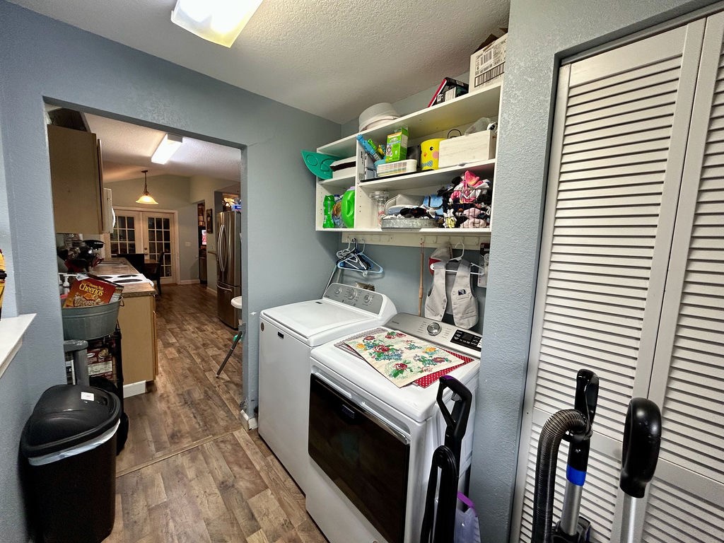 04-14-30 WEST FORK OUTLOTS - Residential