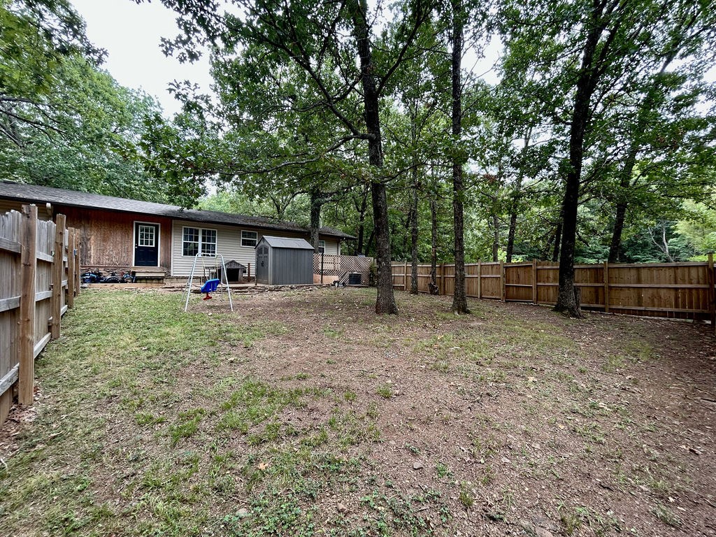 04-14-30 WEST FORK OUTLOTS - Residential