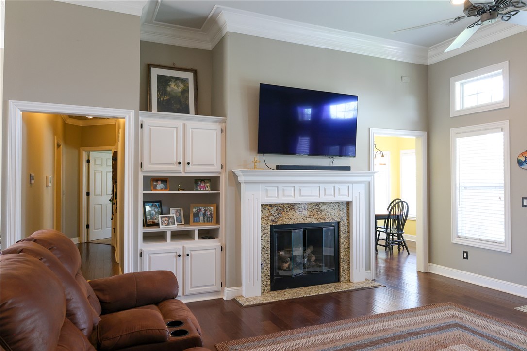 College Place - Residential