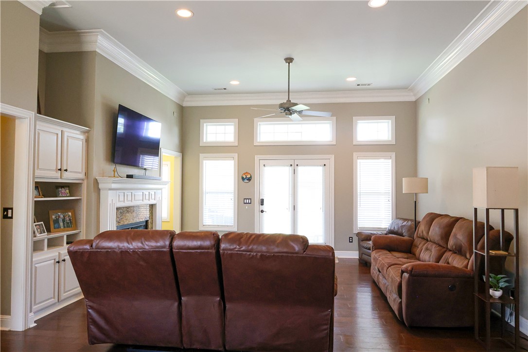 College Place - Residential