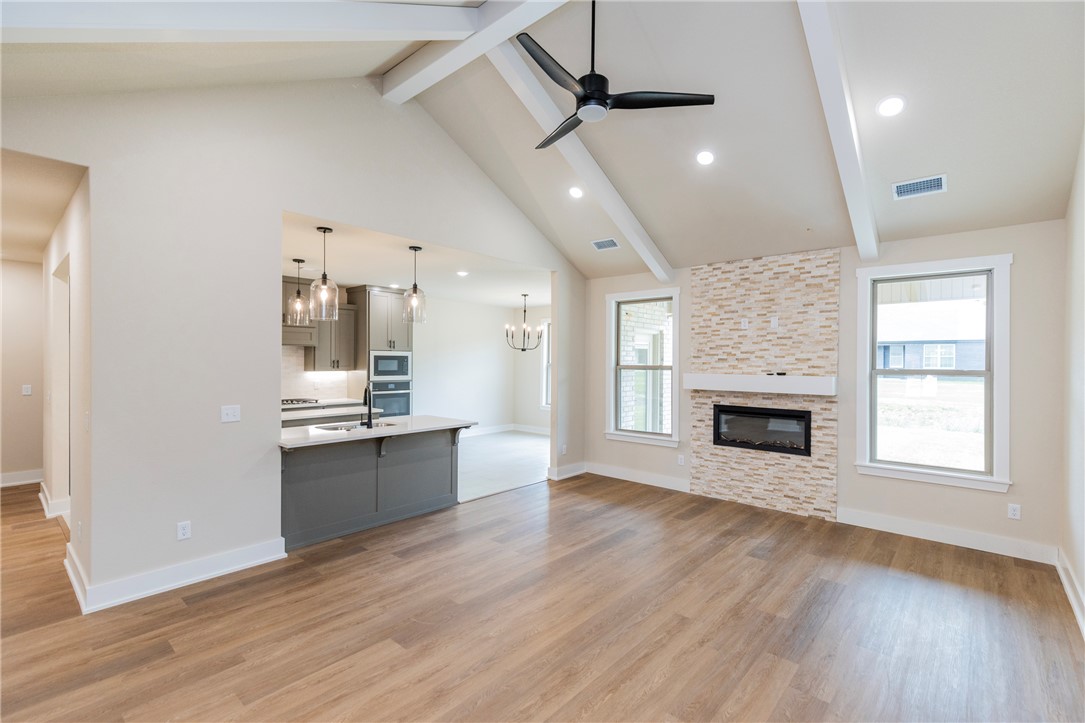 Oak Brook Sub Ph 1 Siloam Spgs - Residential