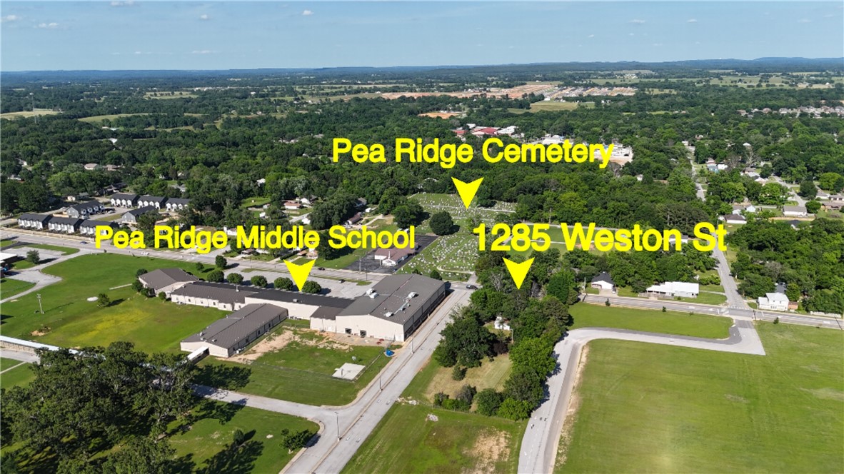 Pea Ridge - Land