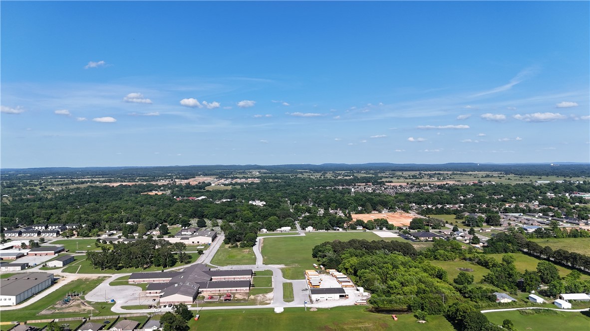 Pea Ridge - Land