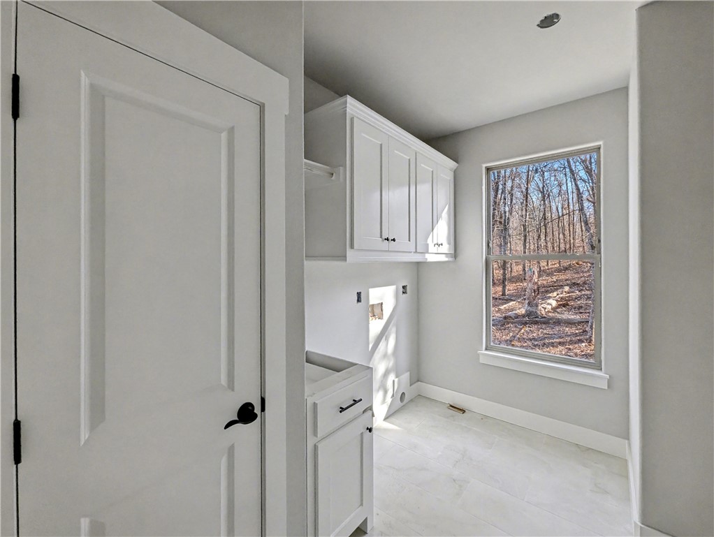 ASHDOWN SUB-BVV - Residential