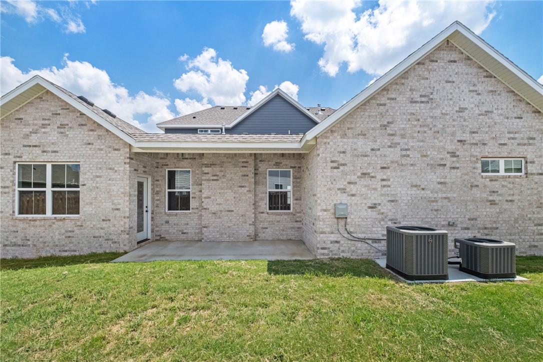 Silver Leaf Estates Ph I Centerton - Residential