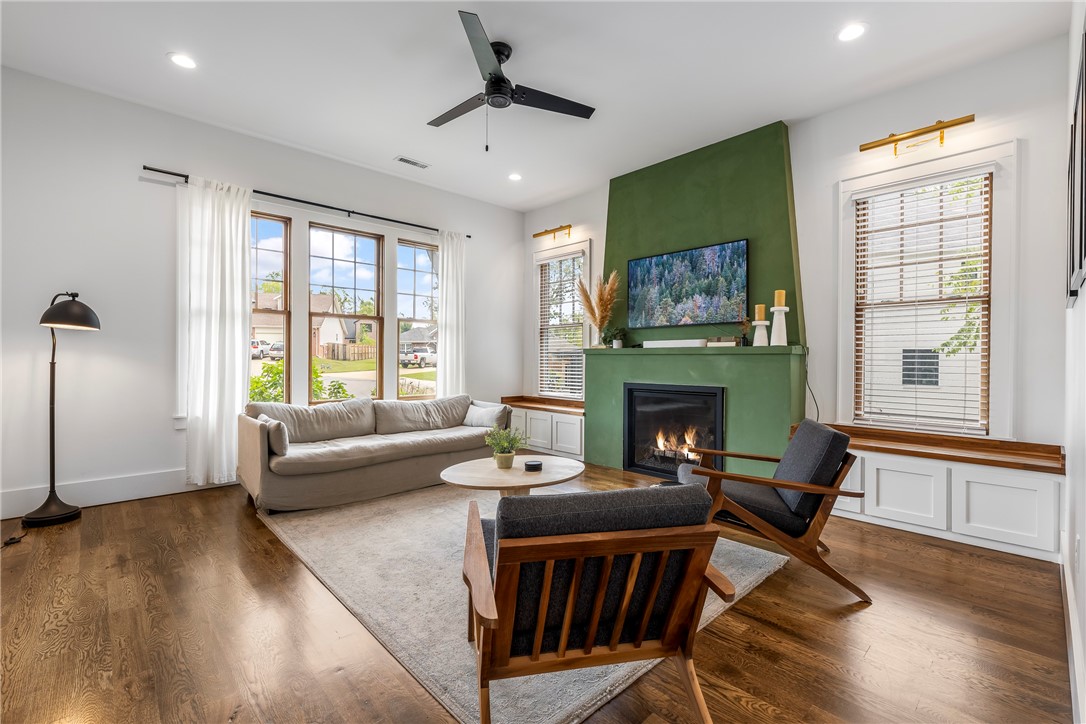 Briarwood Sub Bentonville - Residential