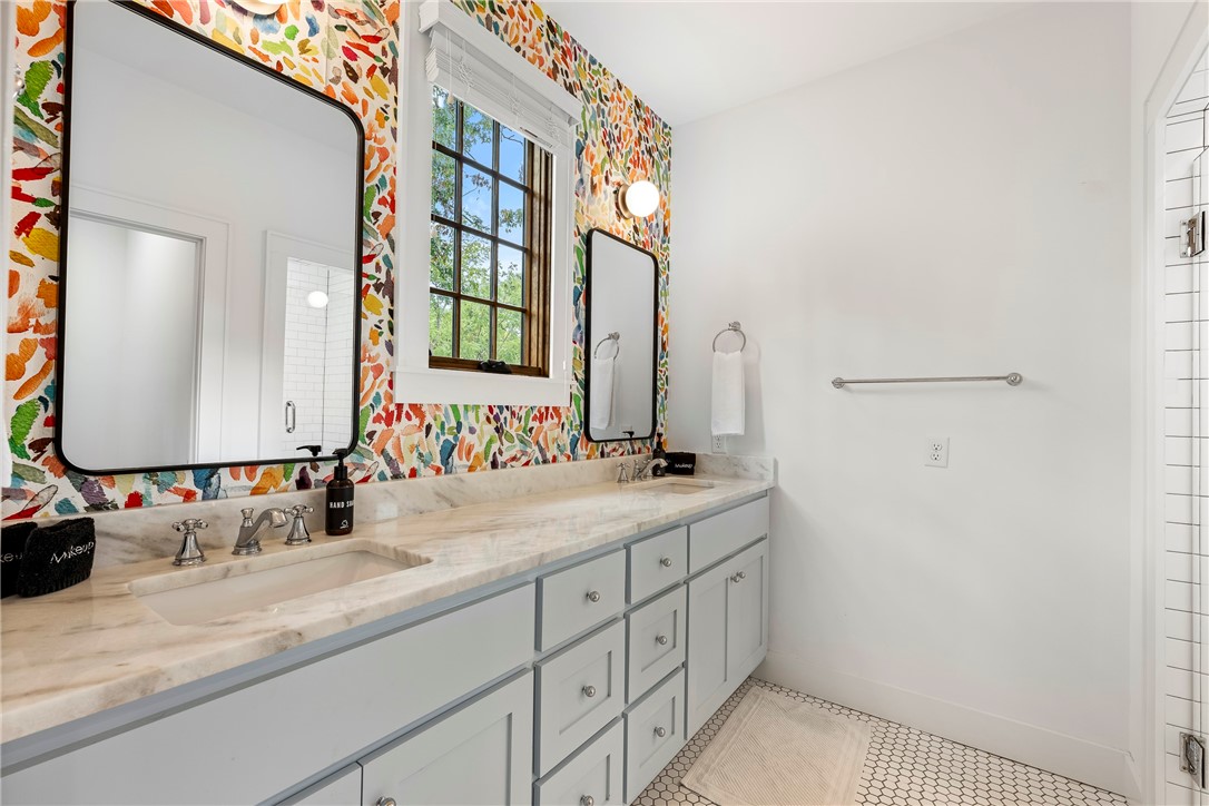 Briarwood Sub Bentonville - Residential