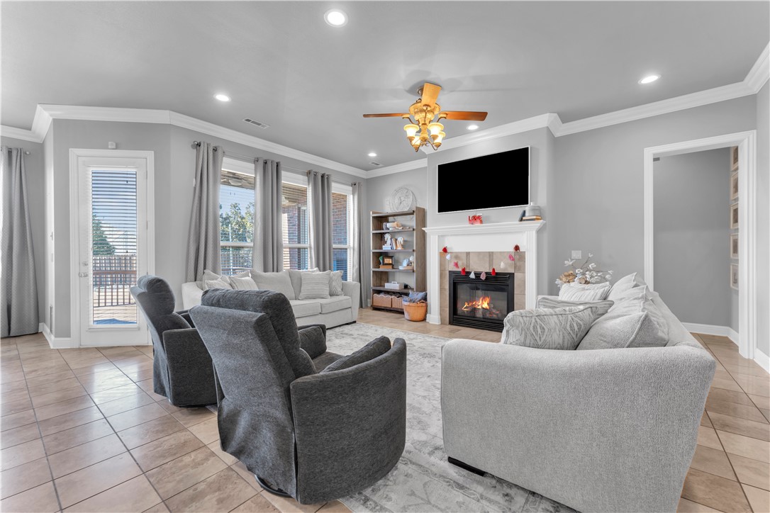 Peaks Ph Iii, The Rogers - Residential