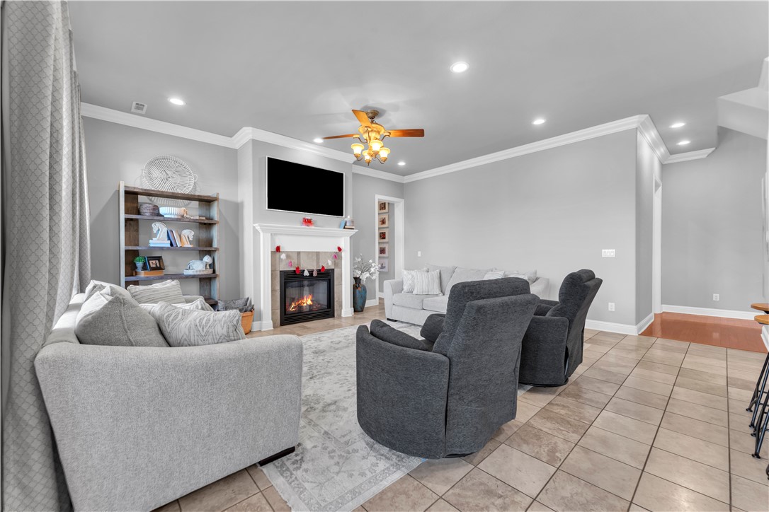 Peaks Ph Iii, The Rogers - Residential