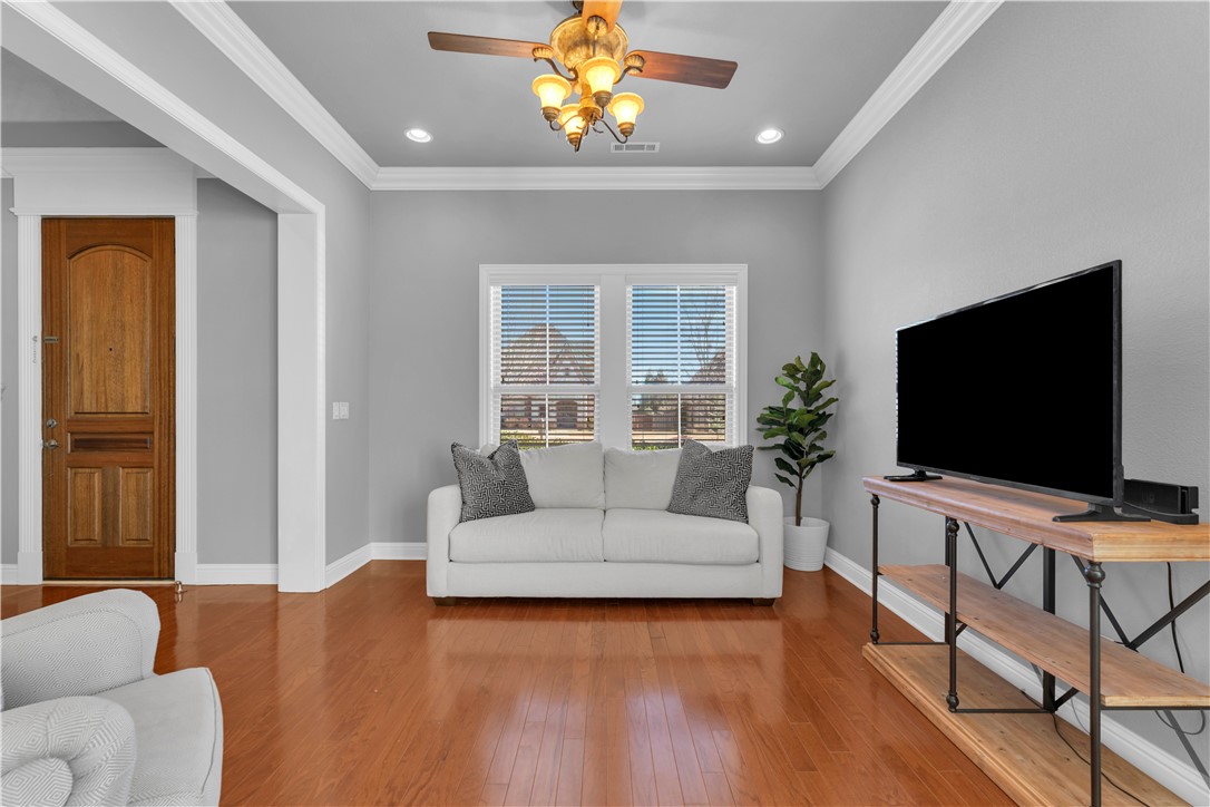 Peaks Ph Iii, The Rogers - Residential